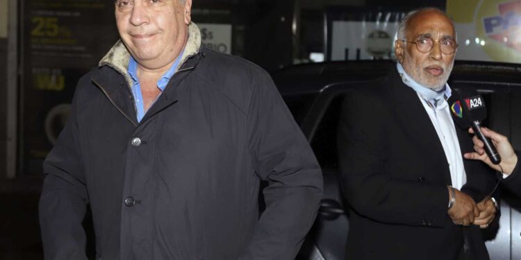 TRAS 35 AÑOS DE CARRERA, OSCAR GONZÁLEZ ORO ANUNCIÓ SU RETIRO DE LOS MEDIOS