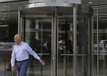 AUDIENCIA PÚBLICA: EDENOR Y EDESUR RECLAMARON AUMENTOS TARIFARIOS DE ENTRE 28% Y 34%