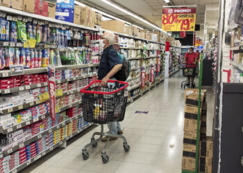 EL GOBIERNO DEFINIÓ CUÁLES SON LOS SECTORES DEL COMERCIO E INDUSTRIA QUE DEBERÁN INFORMAR PRECIOS Y STOCK