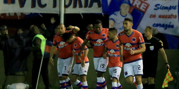 TIGRE EMPATÓ CON AGROPECUARIO Y ES LÍDER DE LA ZONA A DE LA PRIMERA NACIONAL