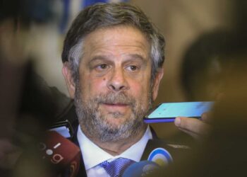 RUBINSTEIN: «VOLVER A LA FASE 3 SERÁ BRUTAL»
