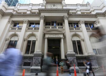 MARZO MARCÓ UN NUEVO RÉCORD DE DEPÓSITOS EN PESOS: PLAZOS FIJOS UVA, LOS QUE MÁS SUBIERON