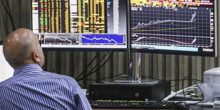 ECONOMÍA LLAMÓ A UNA NUEVA LICITACIÓN DE DEUDA: COLOCARÁ LEDES, LEPASE Y LECER