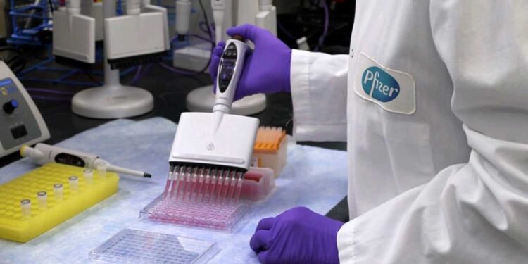 VIZZOTTI AFIRMÓ QUE «LAS FUENTES DE CONTAGIO NO SON EN LOS LUGARES DE TRABAJO O ACTIVIDADES CON PROTOCOLOS»