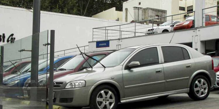LA VENTA DE AUTOS USADOS SUBIÓ 65% EN MARZO Y MEJORAN LAS PROYECCIONES DEL SECTOR