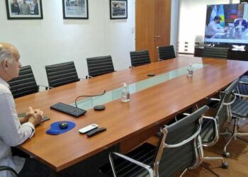 GRINDETTI CONVOCÓ A ORGANIZACIONES SOCIALES PARA ACORDAR QUE NO HAYA PROTESTAS HASTA FIN DE MES