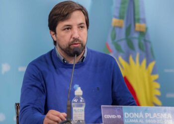 KREPLAK: «SEGUIMOS EN UN NIVEL DE CASOS QUE ES INSOSTENIBLE PARA EL SISTEMA DE SALUD»