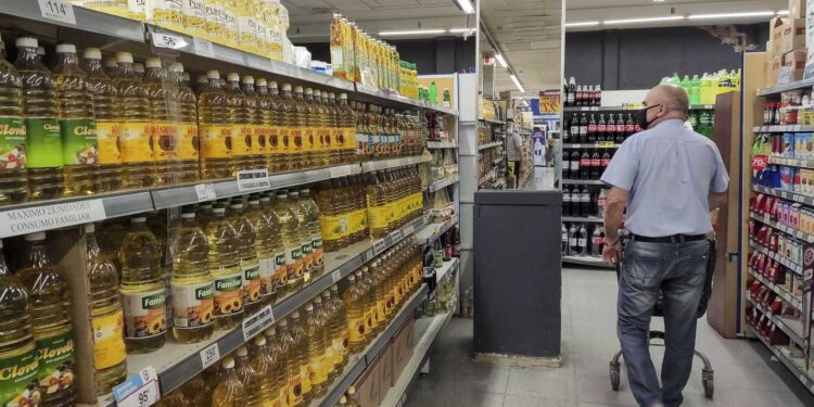 LA CANASTA BÁSICA ALIMENTARIA PARA UNA FAMILIA TIPO COSTÓ $27.844 EN MARZO, SEGÚN UN SONDEO PRIVADO