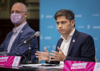KICILLOF AGRADECIÓ «EL ESFUERZO» DE LA COMUNIDAD EDUCATIVA PARA VOLVER A LAS CLASES VIRTUALES
