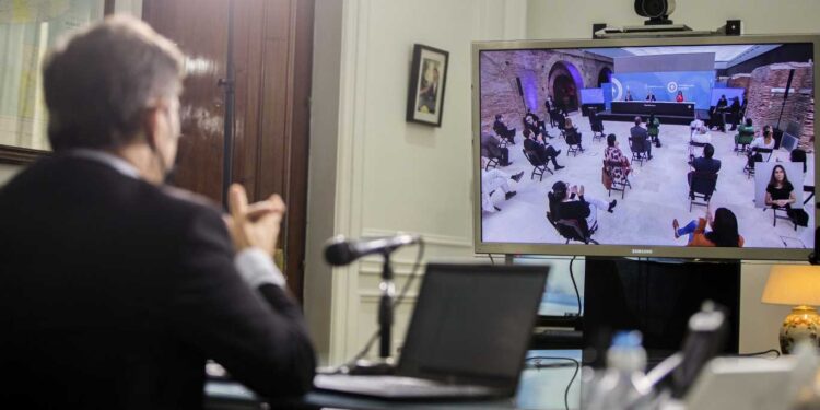 BIANCO: «POR LAS RESTRICCIONES YA NO TENEMOS UN ALZA EXPONENCIAL DE LOS CASOS DE COVID-19 SINO RELATIVAMENTE MODERADO»