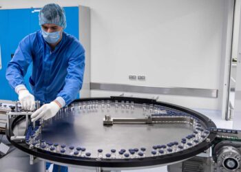 EL GOBIERNO DISTRIBUYÓ MÁS DE $2.800 MILLONES PARA INVESTIGACIÓN Y LA PRODUCCIÓN DE LA VACUNA SPUTNIK V