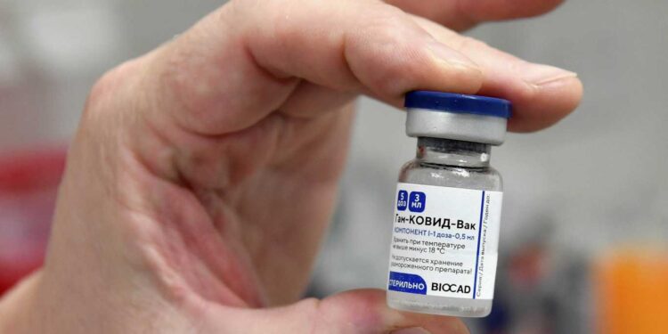 PARTE OTRO VUELO DE AEROLÍNEAS ARGENTINAS RUMBO A RUSIA PARA MÁS VACUNAS SPUTNIK-V