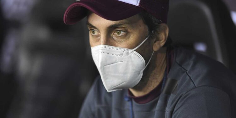 ZUBELDÍA SIGUE COMO DT DE LANÚS: «ES UNA ETAPA MALA DE RESULTADOS, HAY QUE SALIR ADELANTE»