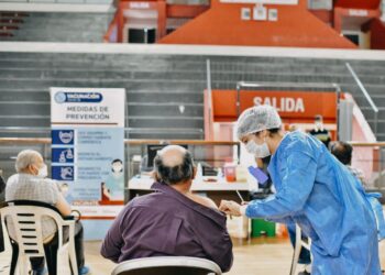 EL GOBIERNO BUSCA COMPARTIR EL COSTO POLÍTICO DE NUEVAS MEDIDAS CON GOBERNADORES Y LOS INVITA A TOMAR MEDIDAS