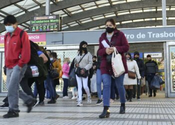 VIZZOTTI AFIRMÓ QUE EL AUMENTO EXPONENCIAL DE CASOS «SE DETUVO», PERO ACLARÓ QUE EL SISTEMA SANITARIO «SIGUE EN TENSIÓN»