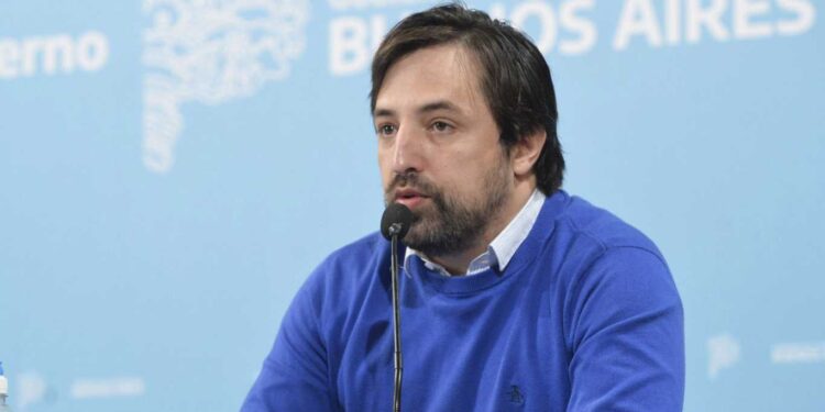 KREPLAK PIDE «CIERRE FUERTE» DE ACTIVIDADES Y «MÁS ACOTADOS» ANTE CASI EL CASI MILLÓN Y MEDIO DE CONTAGIOS