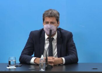 LAMMENS VIAJA A ESPAÑA EN BUSCA DE INVERSIONES PARA REACTIVAR EL TURISMO