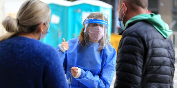 ASESORA PRESIDENCIAL AFIRMÓ QUE HAY «UNA MESETA MUY ALTA» DE CASOS Y DEBEN «MANTENERSE» RESTRICCIONES EN CIRCULACIÓN