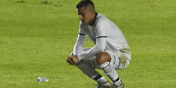 COLÓN ACERTÓ EN LOS PENALES, DEJÓ EN EL CAMINO A TALLERES Y JUGARÁ EN SEMIFINALES CON INDEPENDIENTE