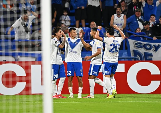 Vélez y Peñarol, a todo o nada por la primera posición del Grupo H en la Copa Libertadores