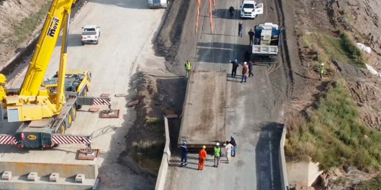 Avanza la obra del puente alternativo sobre la Ruta Provincial N°65