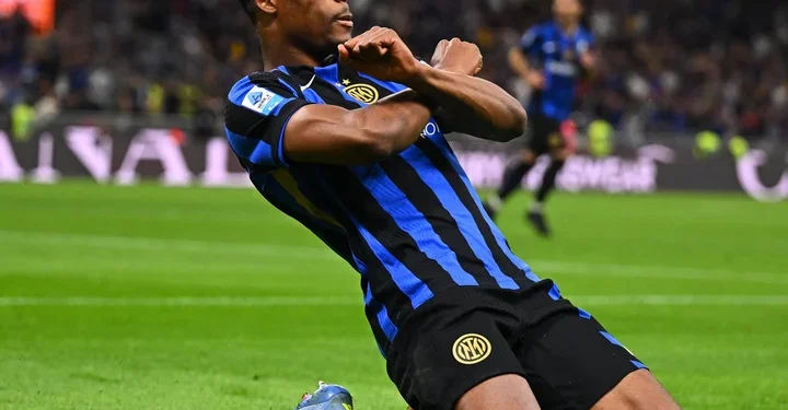 El Inter no pudo pasar del empate con la Lazio y necesitará un milagro para ser campeón