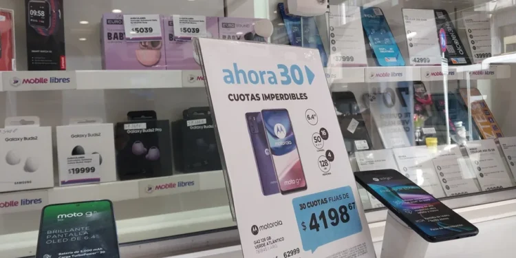 Oficializan la rebaja de aranceles para la importación de teléfonos celulares