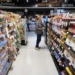 El consumo argentino empieza a reacomodarse, pero aún lejos de los niveles de 2023