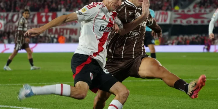 Platense le ganó por penales a River y es semifinalista del Torneo Apertura