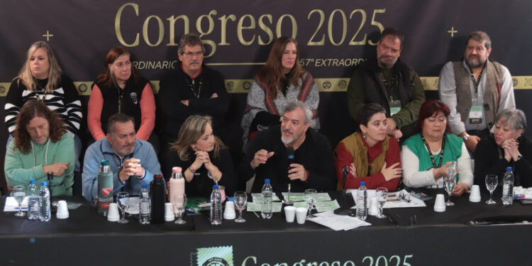 Luego del triunfo judicial por el Día del Estatal, Aguiar llamó a afiliarse masivamente a ATE