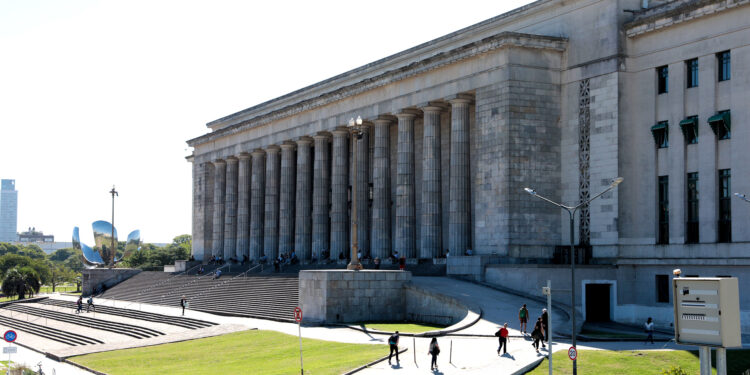 LA UBA ES LA ÚNICA UNIVERSIDAD LATINOAMERICANA EN EL TOP 100 MUNDIAL, SEGÚN EL RANKING QS 2025