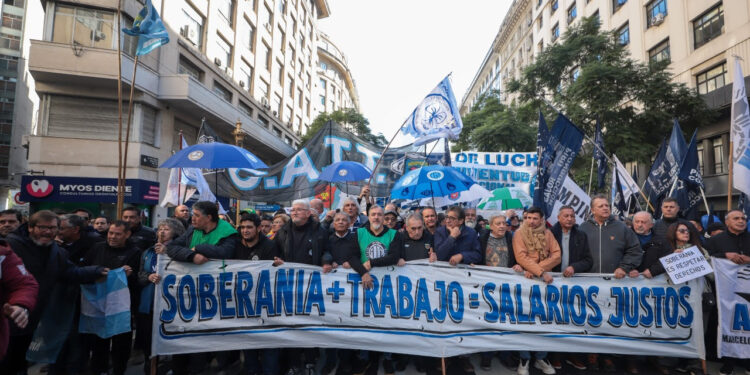 En defensa del Garrahan y el sistema sanitario, ATE moviliza hoy con el Frente Sindical a Plaza de Mayo