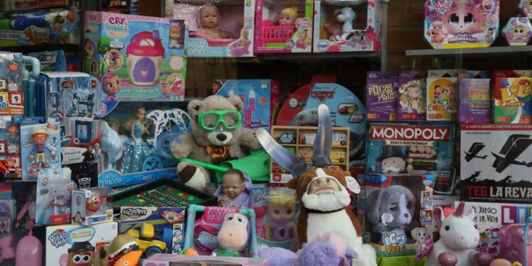 DESCUENTOS Y HASTA 12 CUOTAS SIN INTERÉS PARA FESTEJAR EL DÍA DE LA NIÑEZ