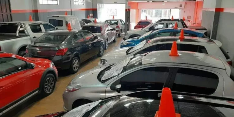 Por la incertidumbre electoral y la suba de tasas, en agosto cayó la venta de autos usados