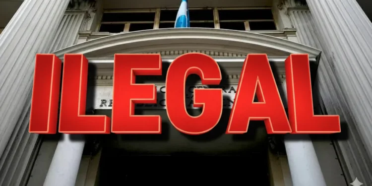 El Banco Central sentenció qué pasa con la baja de la tarjeta de crédito cuando hay cuotas pendientes