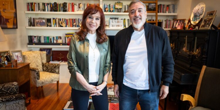 Rodolfo Aguiar se reunió con Cristina Fernández de Kirchner para debatir sobre “el Estado que viene”