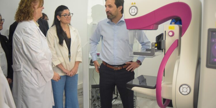 KREPLAK INAUGURÓ UN MAMÓGRAFO EN EL HOSPITAL “ROSSI”