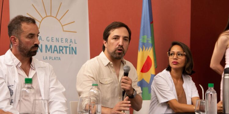 KREPLAK: “VIENEN A DESTRUIR EL DERECHO A LA SALUD”