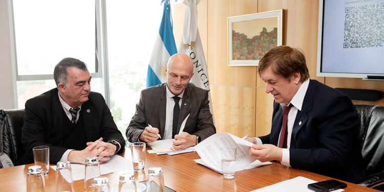 El CONICET, la UBA y el Centro Nacional de Investigación Científica de Francia crean un nuevo Laboratorio Internacional para impulsar la investigación en dinámica de fluidos para el medio ambiente