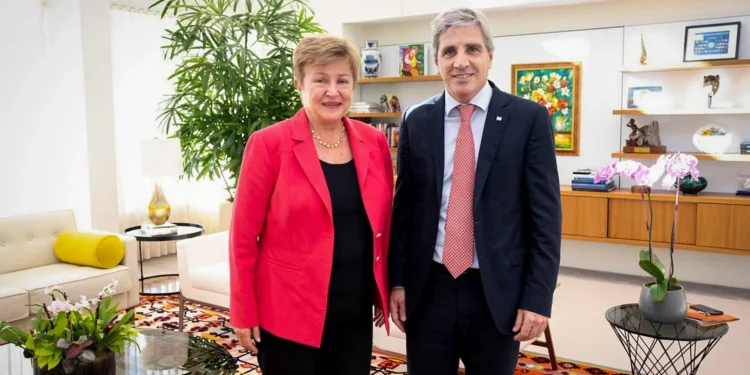 El FMI insiste en que Argentina debe cumplir con la meta de reservas