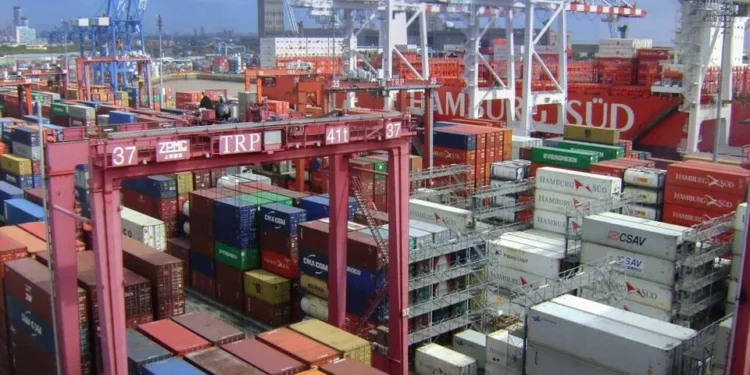 Creció el intercambio comercial y la balanza dio superávit de USD 2.498 millones