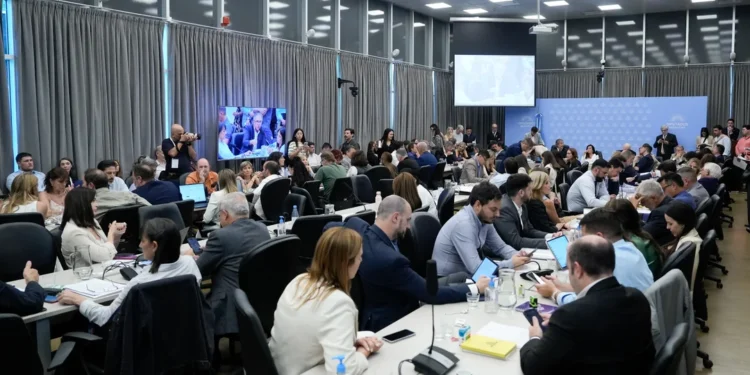 Diputados: el oficialismo fideliza aliados y busca aprobar este miércoles el Presupuesto y otras dos leyes clave