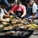 Pan dulce, fogones y banquete comunitario: Suipacha y Saavedra anticipan la Navidad