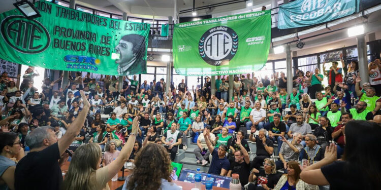 ATE lanzó Paro Nacional con movilización el 18 de diciembre y Aguiar llamó a “pudrírsela a los gobernadores en sus territorios”