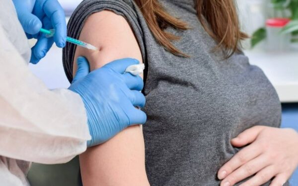 La Ciudad inició la vacunación contra el virus sincicial respiratorio