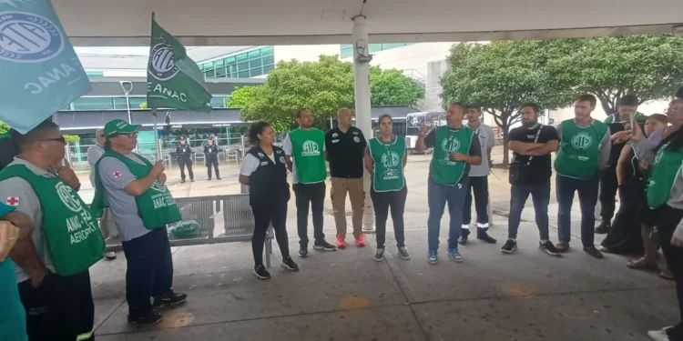 ATE-ANAC ratifica cese total de actividades en aeropuertos para el próximo lunes
