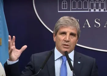 El pronóstico de Luis Caputo sobre el futuro del dólar y la inflación