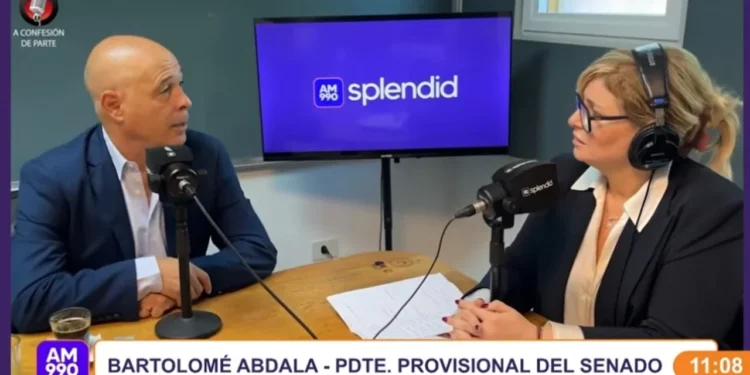 Abdala confía en que Adorni «dará todas las explicaciones» por sus viajes al exterior
