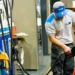 El precio de la nafta sube 20% en marzo por la guerra en Medio Oriente, pero el 19% son impuestos argentinos
