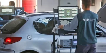 La VTV en CABA aumentó un 28%: a cuánto asciende el costo para los autos